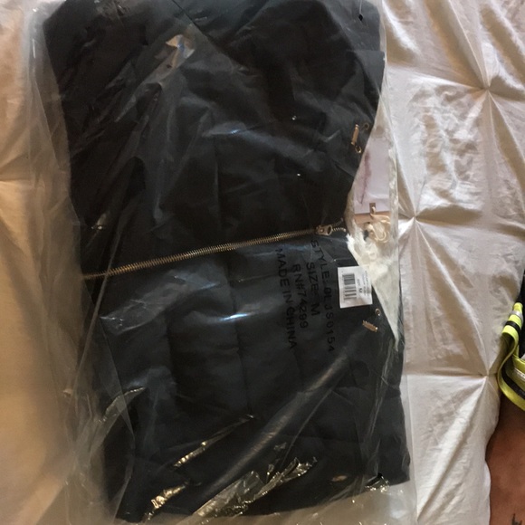 Jessica Simpson black & White puffer coat - Picture 5 of 5